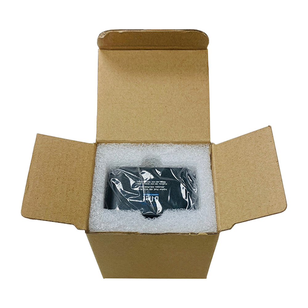 D-NET Power Over Ethernet (PoE) Injector, Powers Devices up to 100 M (328 Ft.), 15.4 Watts (DN-POE-1001)